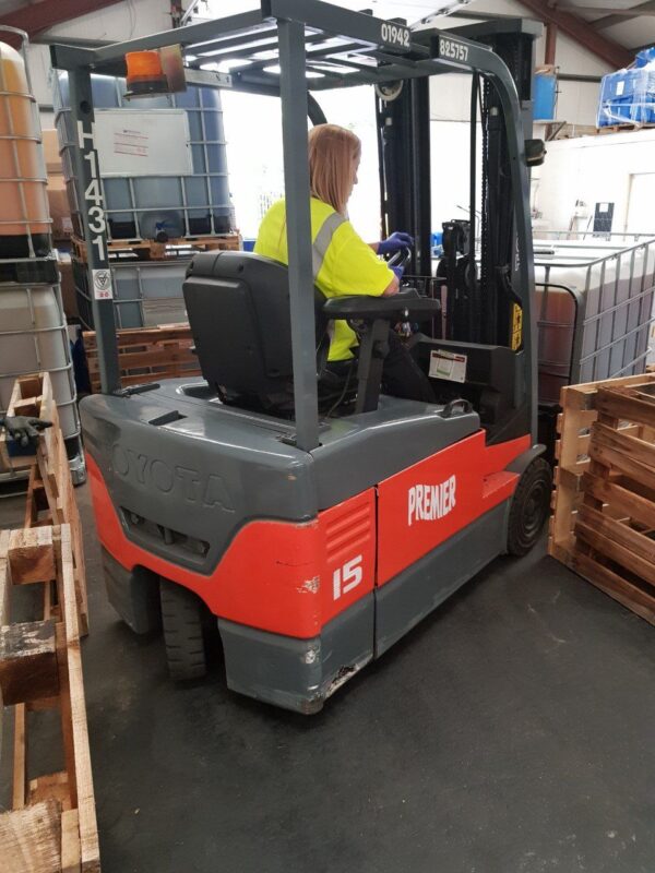 forklift-truck-training