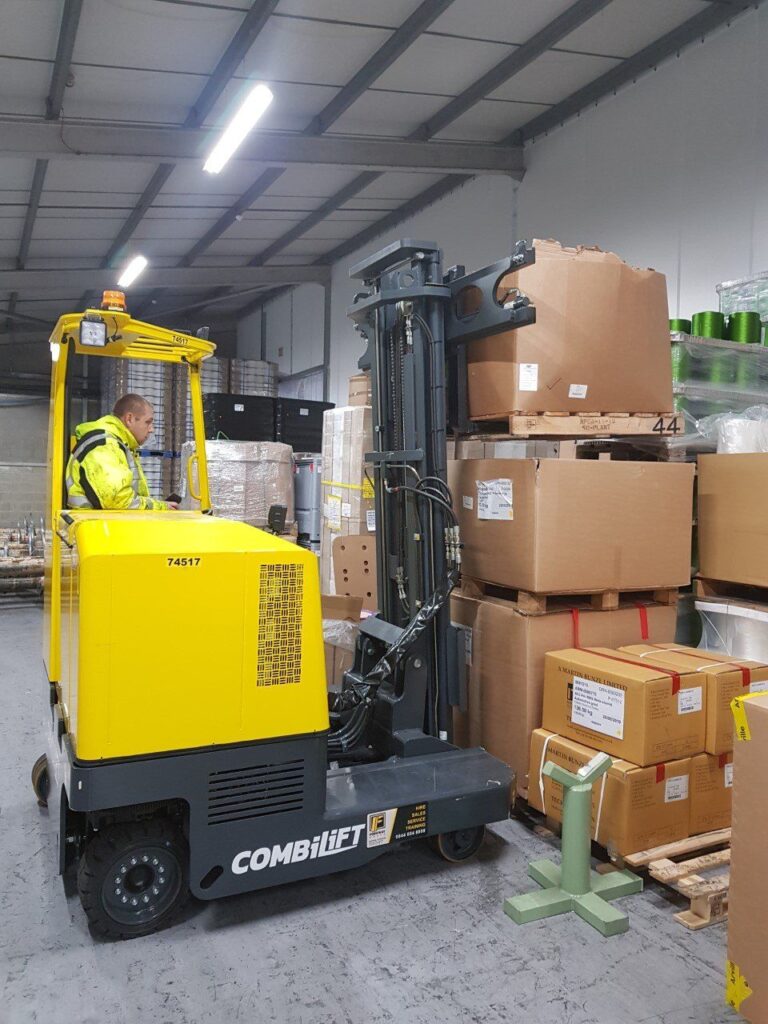 Vna Machine Operator VNA Man Up & Man Down Forklifts | Forklift Truck Training Solution